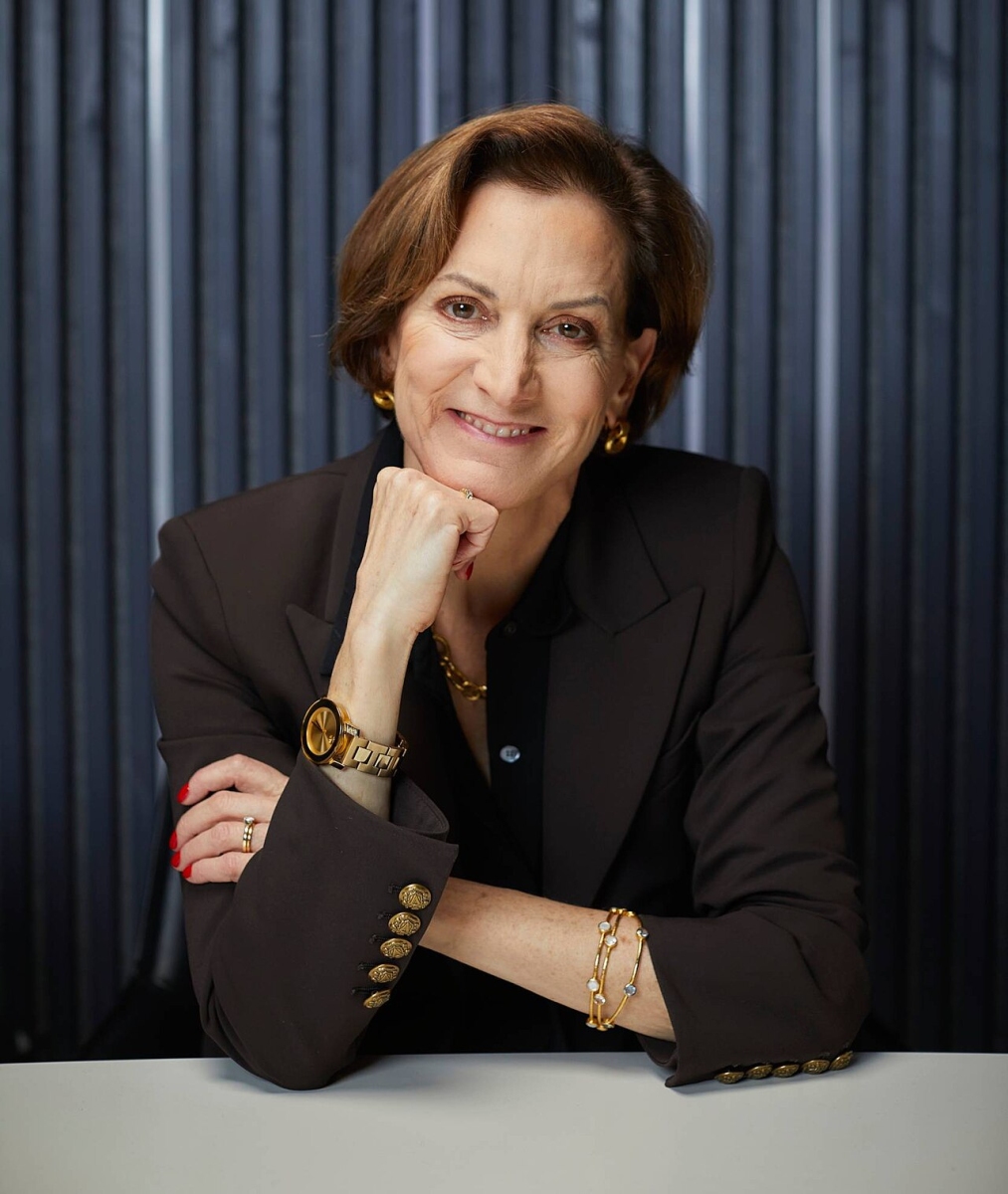 Portretowe zdjęcie Anne Applebaum